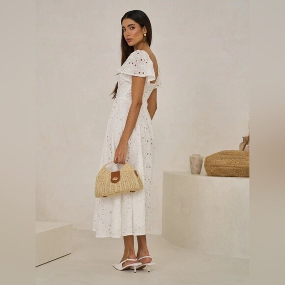 NWT Size MP - Extro&Vert Ada Flutter-Sleeve Broderie Midi Dress - Picture 3 of 13